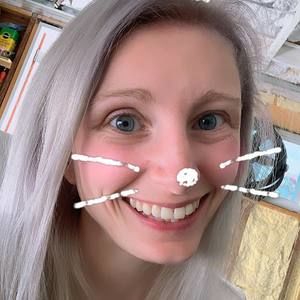 Meet your Posher, Alexandra